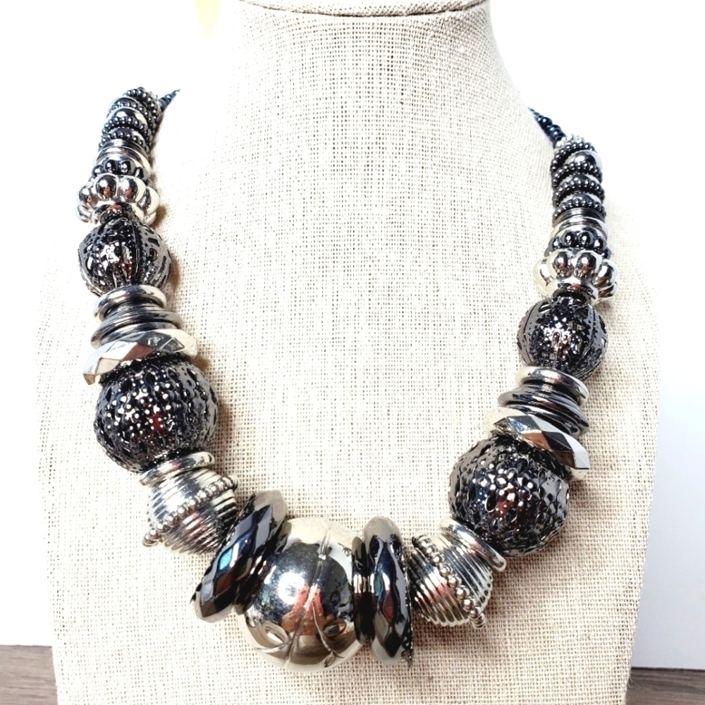 BOLD ELEMENTS SILVER STATEMENT NECKLACE‎ NEW JCP
